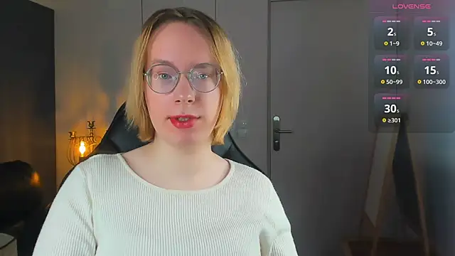 Amanda Butlerr online show from October 19, 12:07 pm