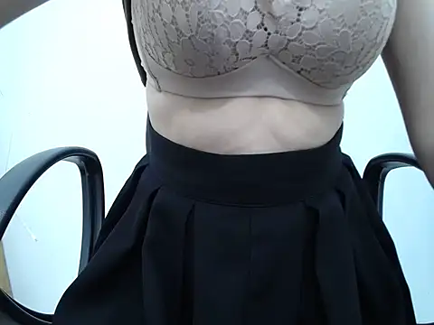  Lady- online show from April 2, 10:07 pm