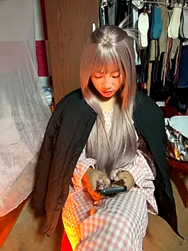 AAANINE22 online show from October 4, 1:55 am