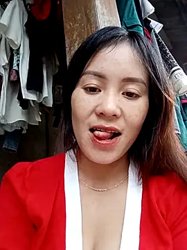 TinTim02 online show from November 3, 9:35 am