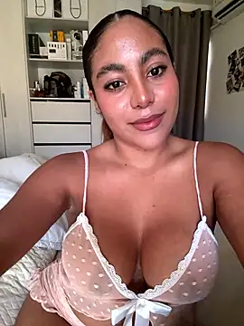 MegannHills online show from January 10, 3:39 pm