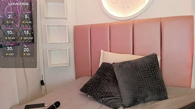 evaa jones1 online show from November 26, 7:04 pm