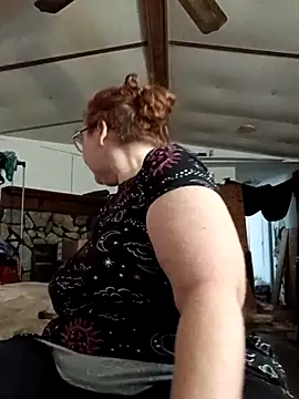 XEmoxkittyx online show from February 24, 8:29 pm