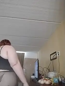 XEmoxkittyx online show from June 5, 6:14 pm