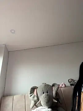 Victoria alson online show from October 3, 2:00 pm