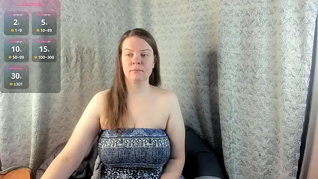 MiaLores online show from February 8, 9:13 am