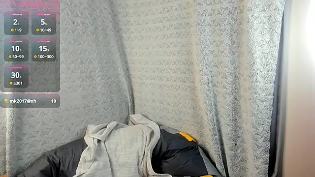 MiaLores online show from February 6, 9:12 am