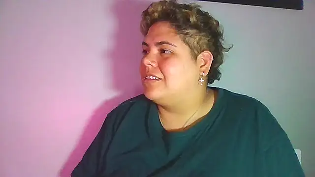 Hailey Curvy online show from September 14, 4:10 am