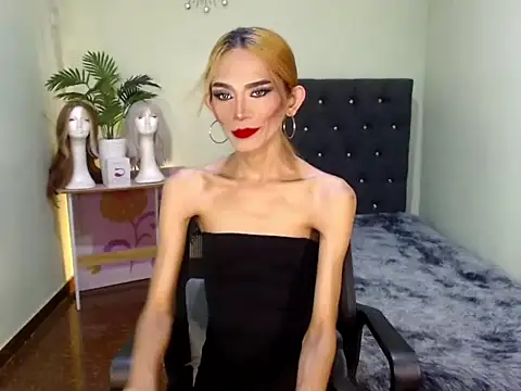 itsmeMonicaloove69 online show from December 5, 8:25 am