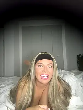 little lola x online show from October 21, 10:14 pm