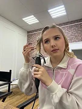 Sky Cutie online show from January 6, 4:49 am