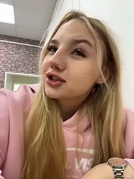 Sky Cutie online show from January 17, 3:47 am