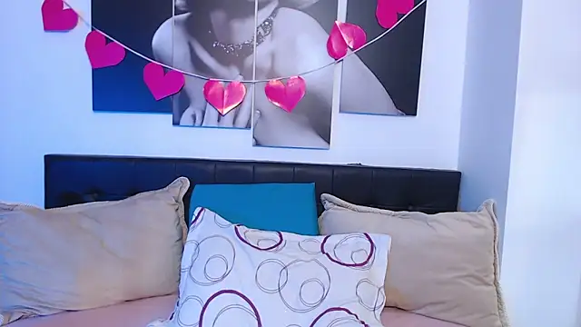 NicoletBlossom online show from February 14, 8:11 pm