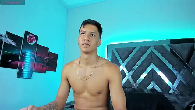 Robertmiller21 online show from October 8, 5:01 am