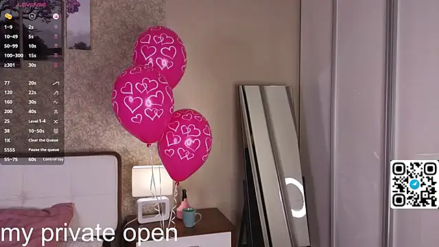 Brittney Shaw online show from November 16, 3:23 pm