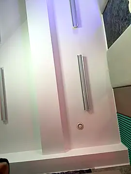 ArabellaPosh online show from September 14, 5:05 am