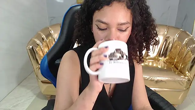 Canela s1 online show from October 15, 8:44 pm