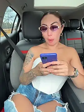 Sarahlove 90 online show from October 15, 8:33 pm