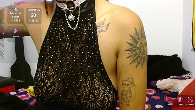 Divinejewel444 online show from January 12, 12:32 pm