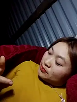 lusy-bae online show from January 17, 1:18 pm