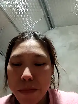 Ngocmi909 online show from February 1, 3:55 pm