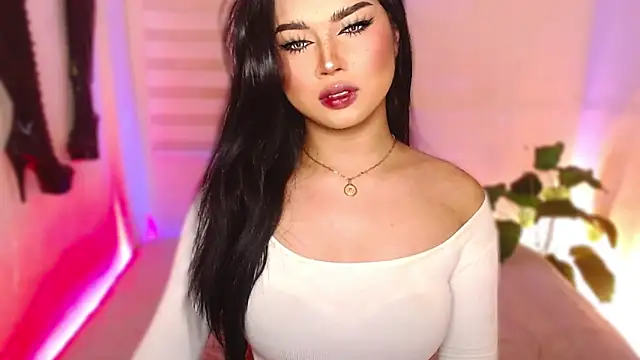 MissRumi Hunter online show from February 2, 5:23 pm