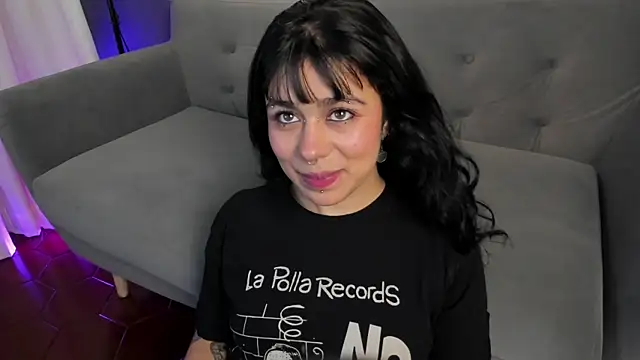 flower smith  online show from March 22, 2:12 pm