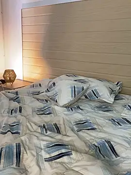 GabiHills online show from September 25, 7:23 pm