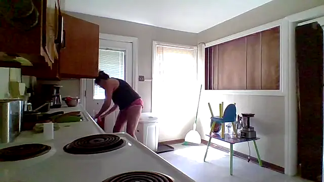 Bored Grandma online show from March 26, 6:20 pm