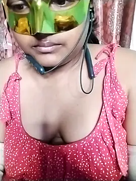 mimi87hoty online show from April 18, 7:07 pm