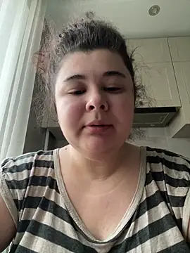 AliceCurlyX online show from February 28, 5:29 am