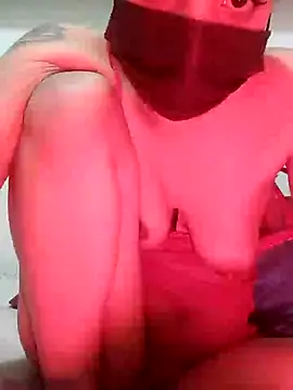 linalolo 12 online show from October 7, 8:24 pm