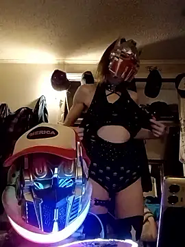 THATgirlUwont4get online show from March 10, 9:24 am