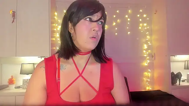 VickyRuiz  online show from April 27, 7:33 pm