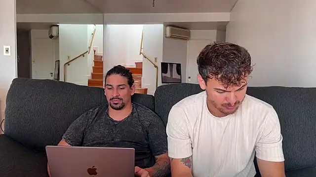 lenruy online show from February 4, 6:44 pm