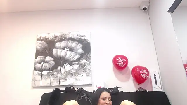 DonnaJoness online show from February 18, 8:19 pm