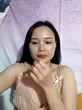 Lili lovely online show from October 5, 8:19 am