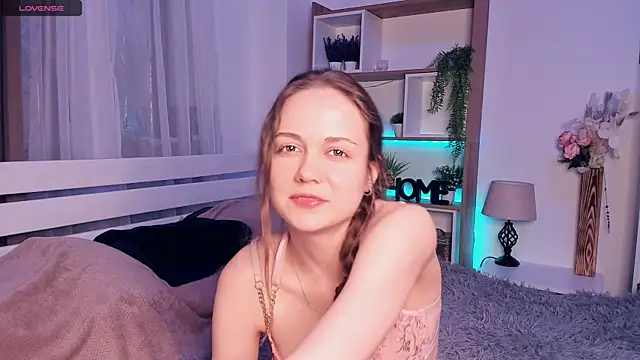 DarnellPesnell online show from October 21, 9:08 pm