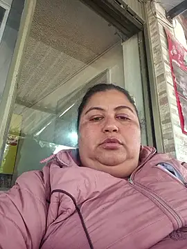 curvy diva  online show from March 12, 1:58 pm