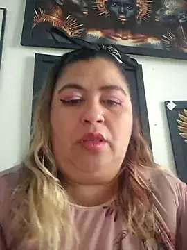 curvy diva  online show from September 24, 12:26 pm