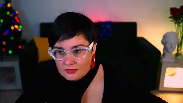 LauraDavidsons online show from January 10, 5:39 pm