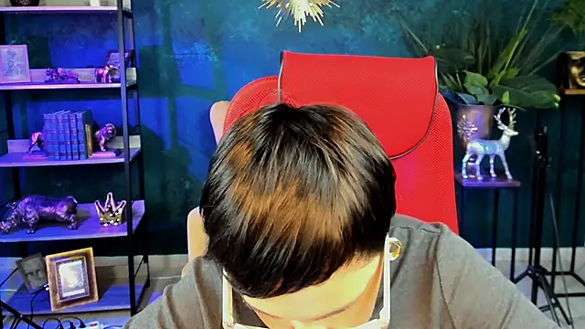 LauraDavidsons online show from December 21, 7:07 pm