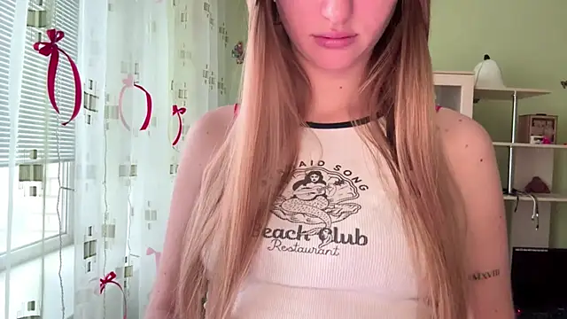 SweetJinny88 online show from December 20, 10:19 am