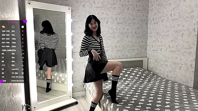 FakeLamb online show from October 3, 6:13 pm