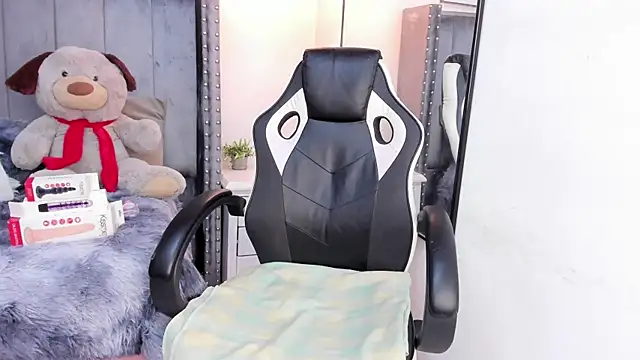 Miyu Komori online show from March 27, 7:36 pm