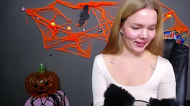 StellaLight online show from October 15, 11:02 am