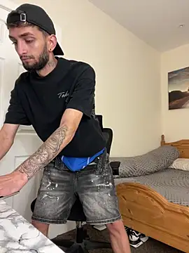 mixedcouplee69 online show from September 22, 3:32 pm