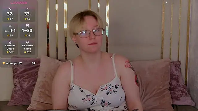 AlexandraGreen online show from May 15, 11:29 pm