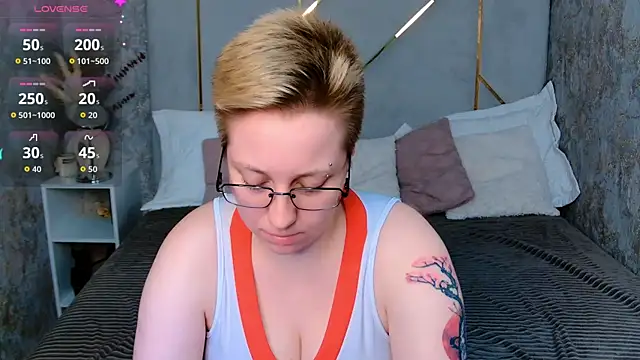 AlexandraGreen online show from October 10, 8:58 pm