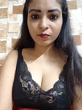 QUEEN-ADITI online show from September 23, 3:32 pm